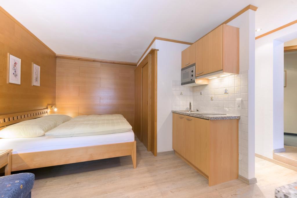 Haus Meneweger Apartment Flachau Ngoại thất bức ảnh