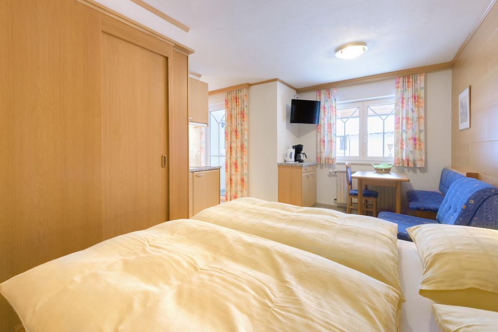 Haus Meneweger Apartment Flachau Ngoại thất bức ảnh