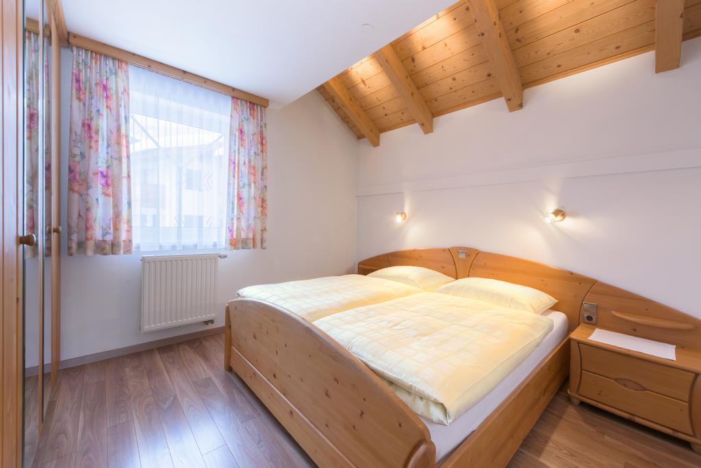 Haus Meneweger Apartment Flachau Ngoại thất bức ảnh