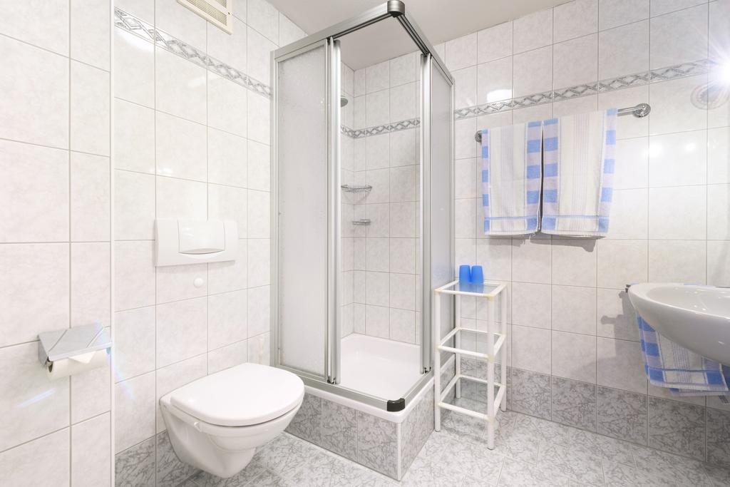 Haus Meneweger Apartment Flachau Ngoại thất bức ảnh
