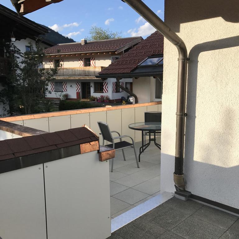 Haus Meneweger Apartment Flachau Ngoại thất bức ảnh